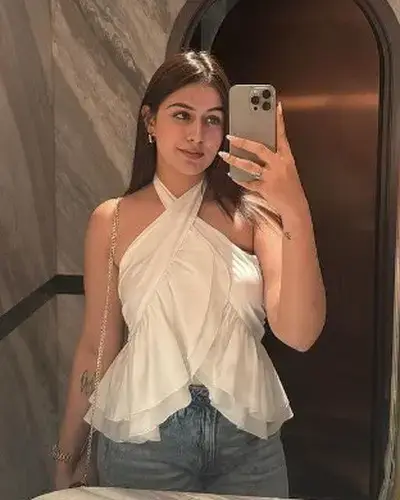 Call Girl Parseoni